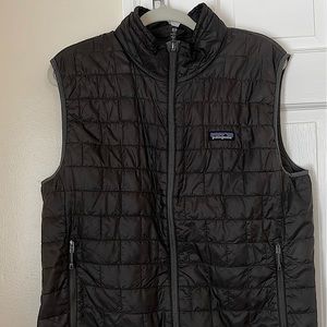 Patagonia Men’s Nano Puff Vest (L) - Forge Grey